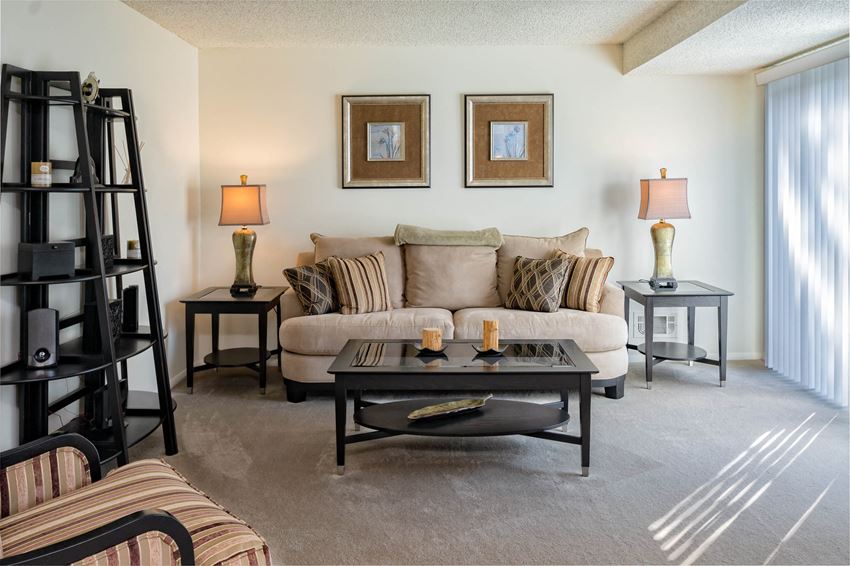 Long pond shores waterfront apartments 700 pond view heights